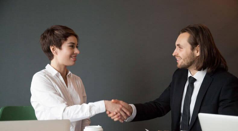 7-considerations-to-keep-in-mind-while-outsourcing-mobile-application-development